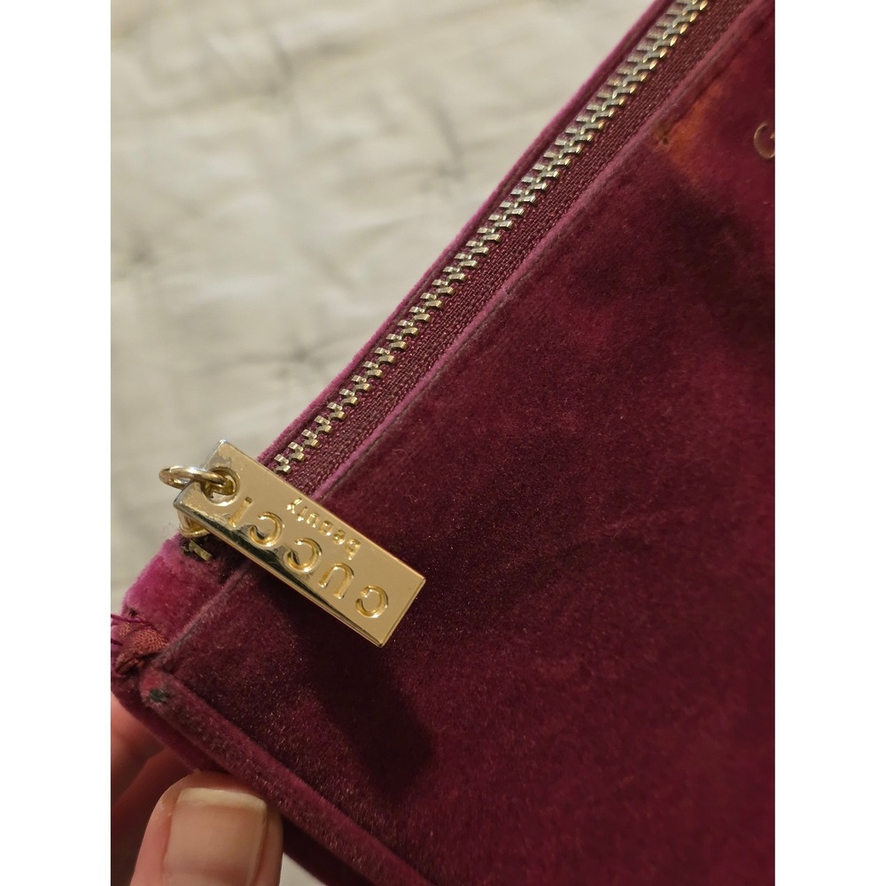 Authentic Gucci Velvet Beauty Bag Cosmetic Case Magenta Purple Gold 9.5x5.5" - Picture 7 of 12